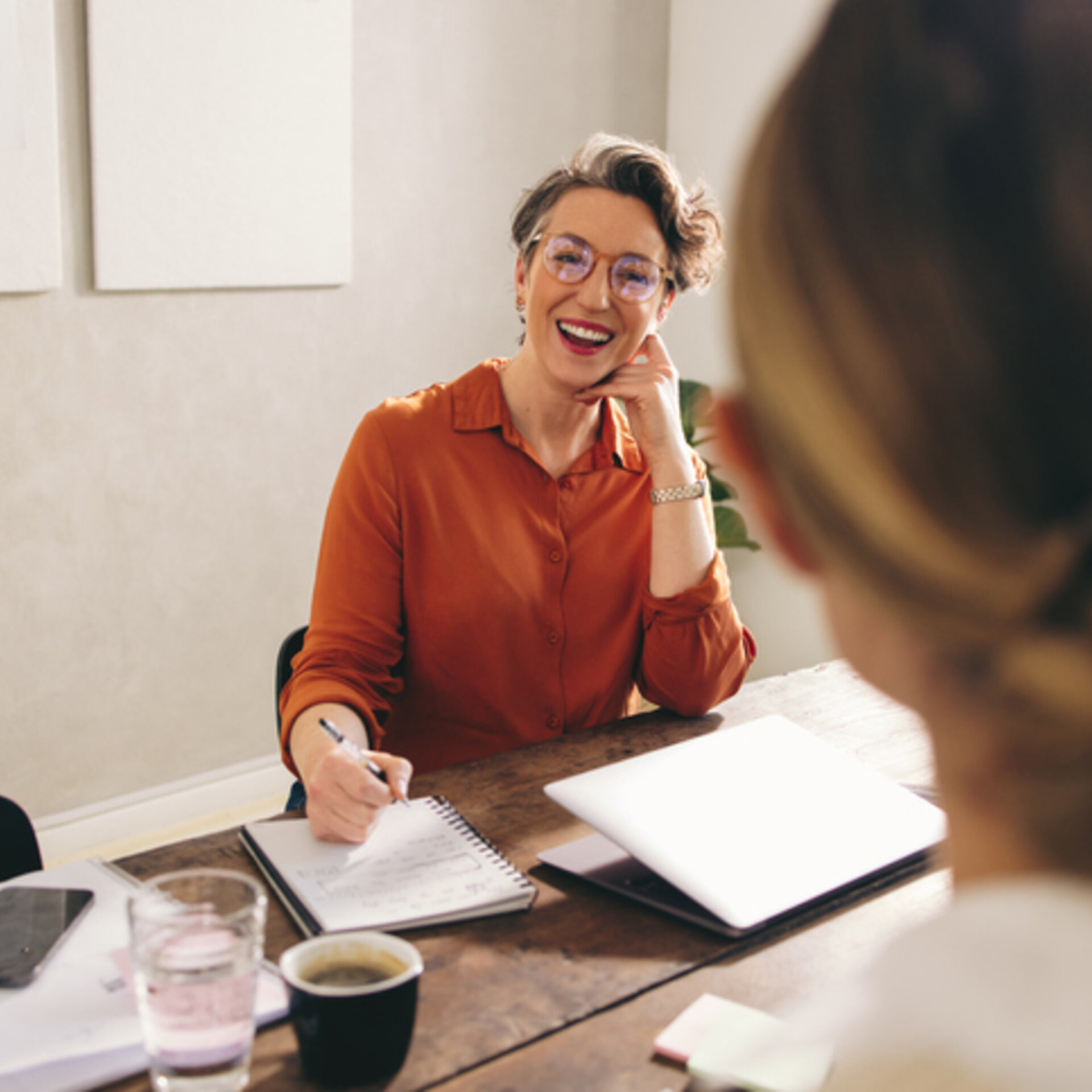 La Clé du Succès en RH : Un Accompagnement Personnalisé et Approfondi